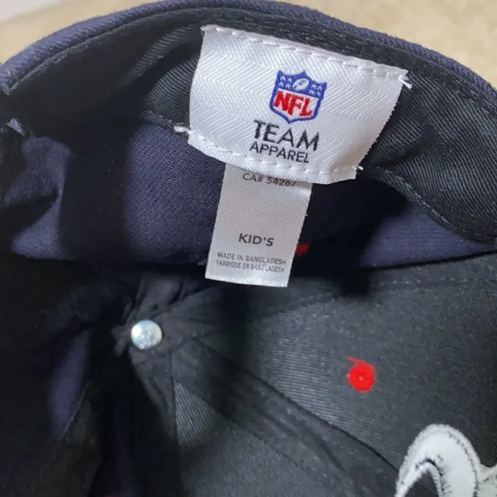 Kids Houston Texan Hat with adjustable Velcro - NEW